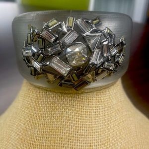 NWOT Gorgeous Gray Alexis Bittar Lucite Bracelet With Stunning Crystals